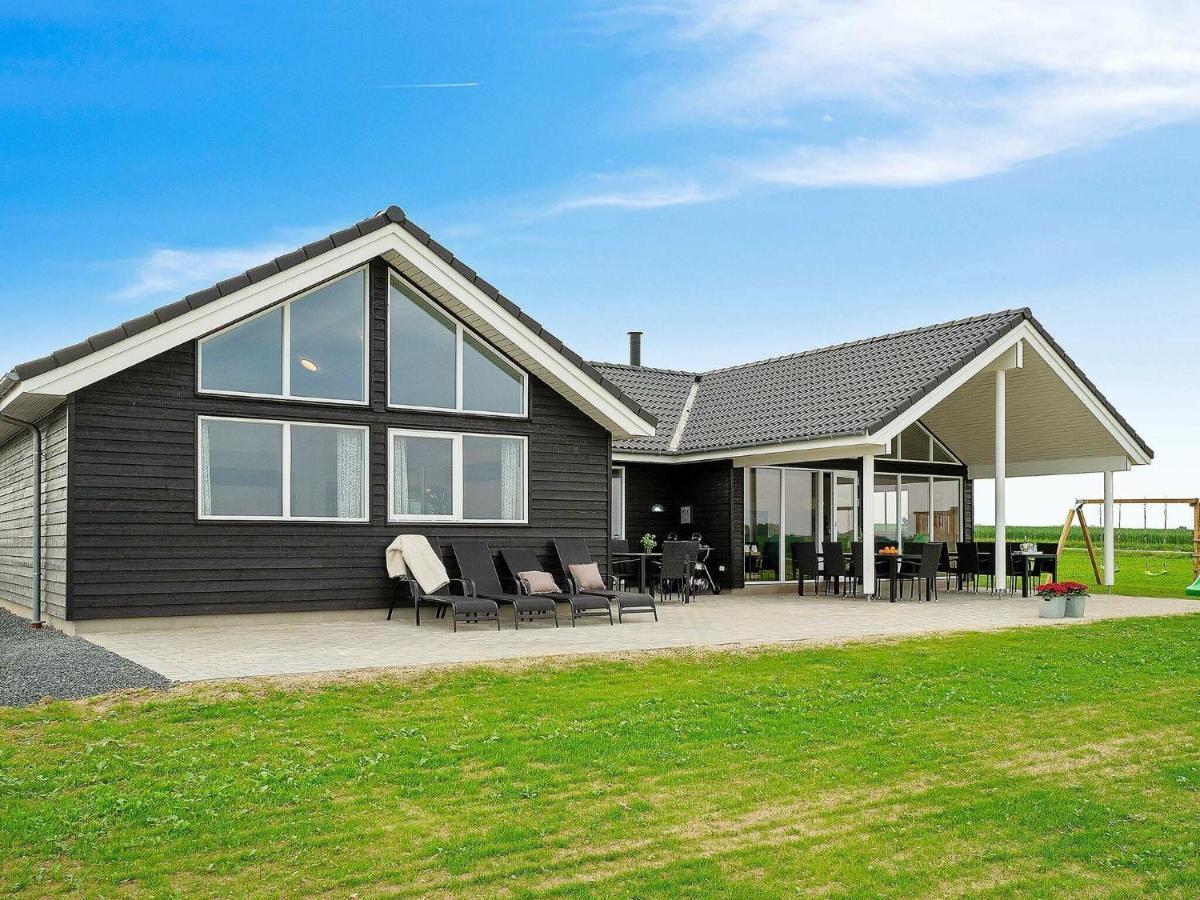 18 Person Holiday Home In Bogense Luaran gambar