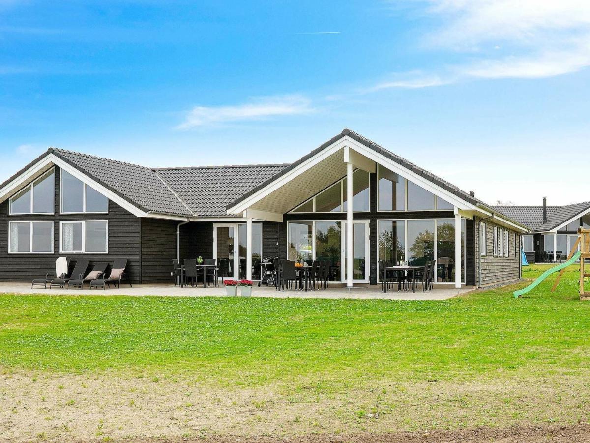 18 Person Holiday Home In Bogense Luaran gambar